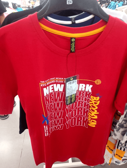 red cotton blend tshirt - 20399693 -  Zoom Image - 0
