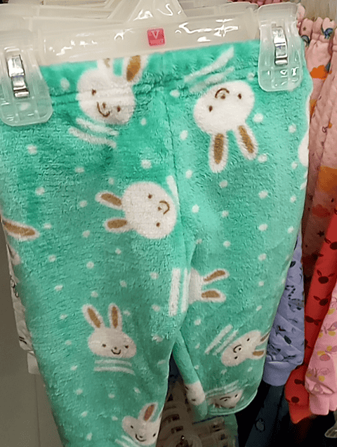 green cotton threefourth shorts & three fourth - 20403588 -  Zoom Image - 0
