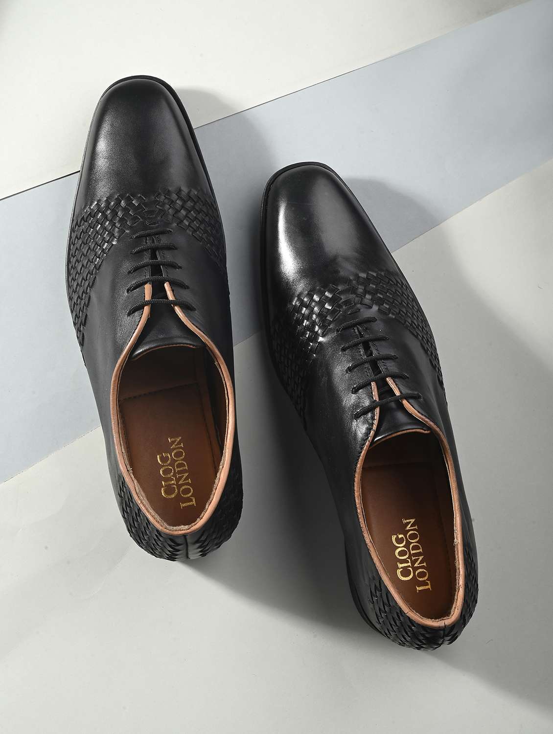 men textured black lace-up oxfords shoes - 20404185 - Zoom Image - 0