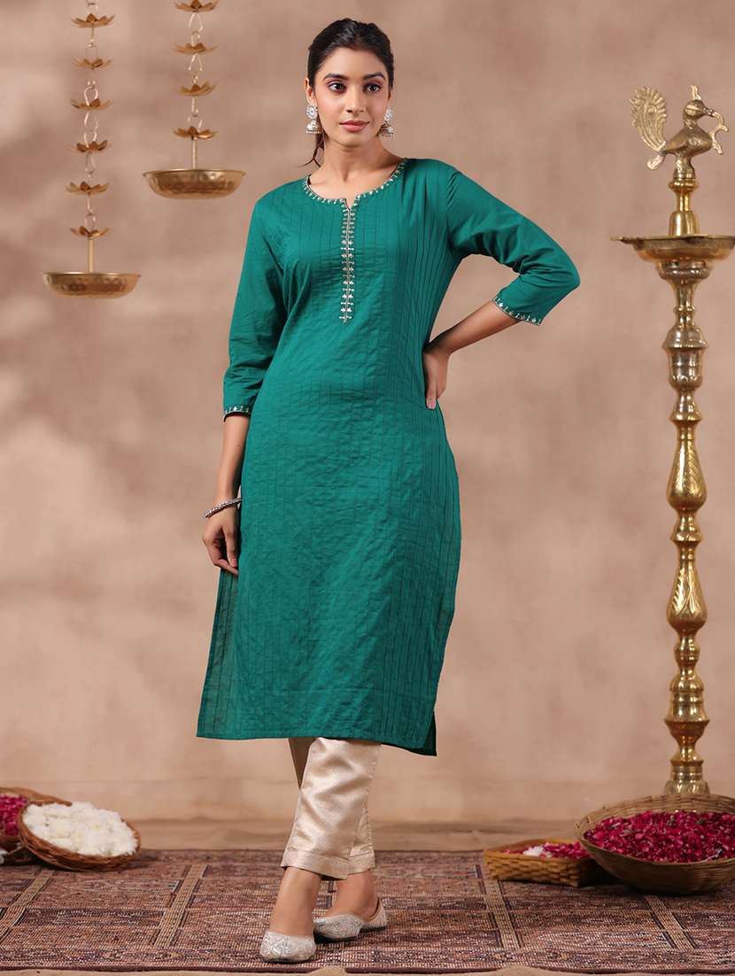 women green notch neck straight kurta
