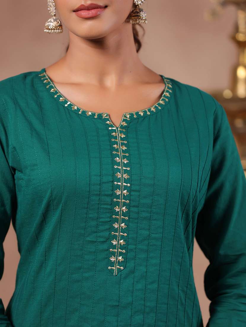 women green notch neck straight kurta - 20404833 -  Standard Image - 5