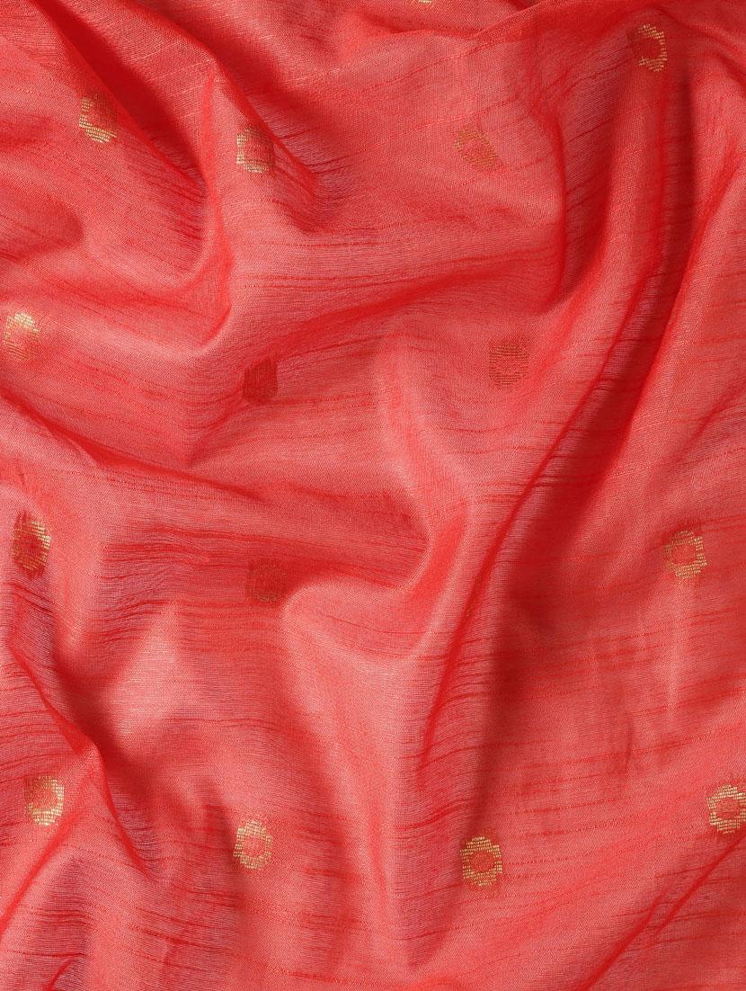 women's self design red colored saree with blouse - 20406032 - Standard Image - 3