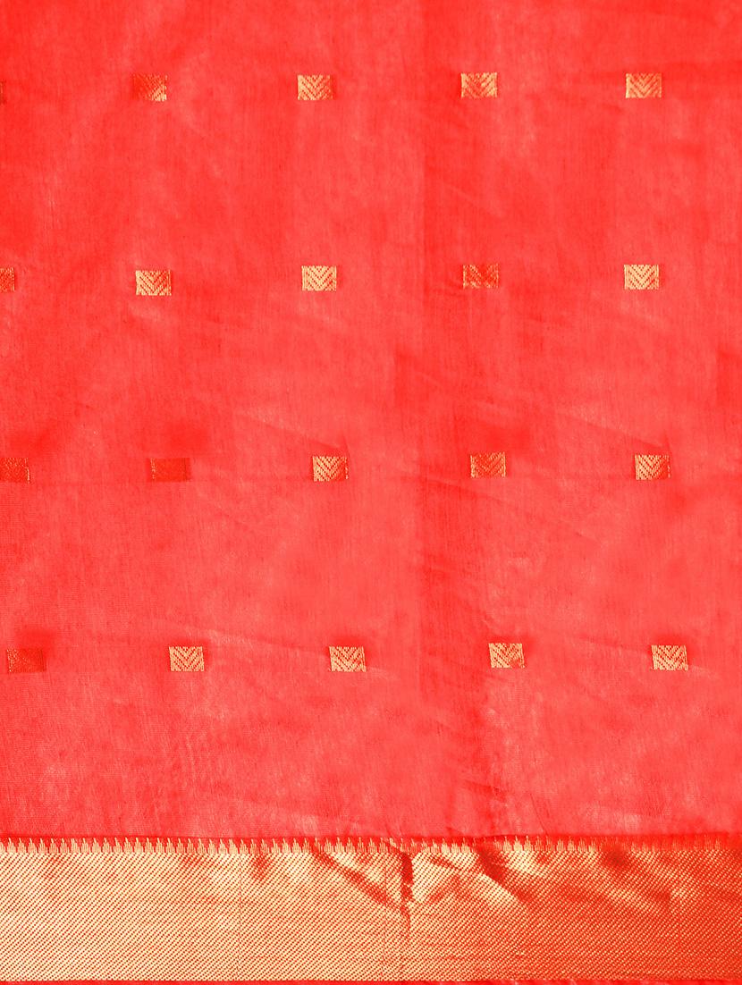 women's self design red colored saree with blouse - 20406267 - Standard Image - 5