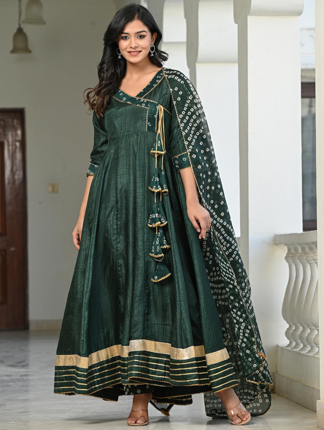 women green angarkha kurta pant set - 20406784 - Zoom Image - 0