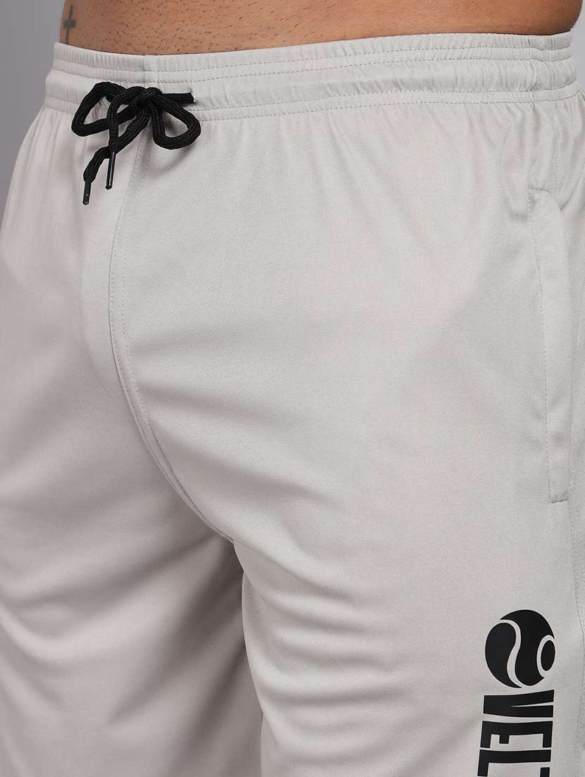 men mid rise typographic printed shorts - 20409236 -  Standard Image - 5