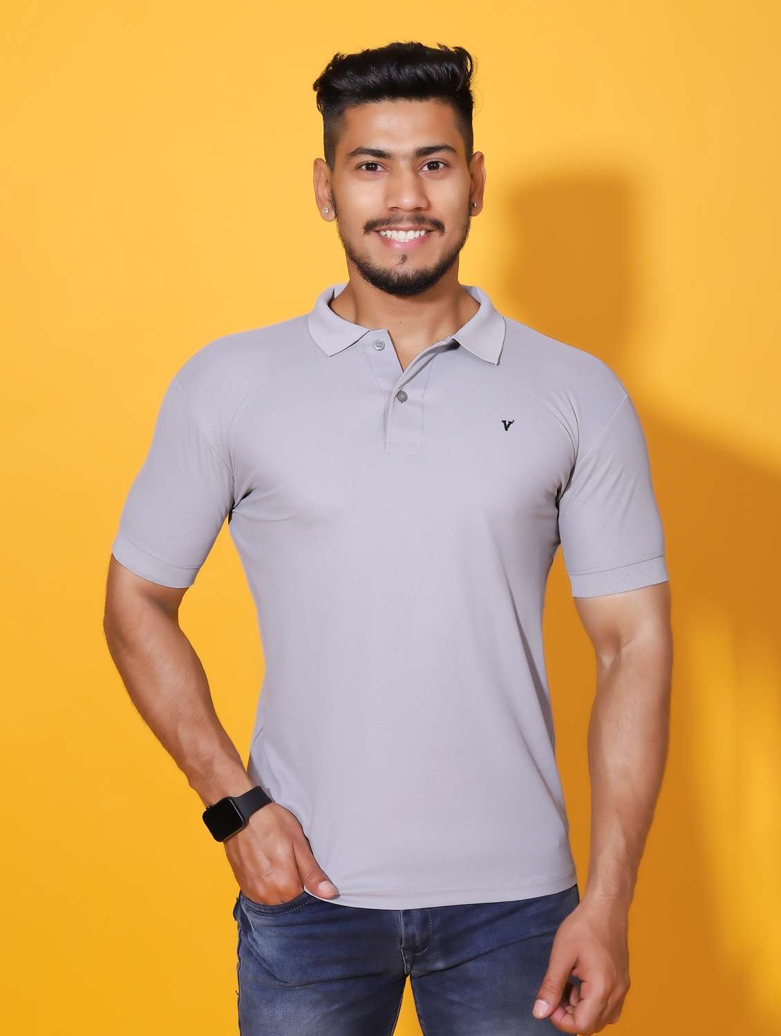 men grey solid polo t-shirt