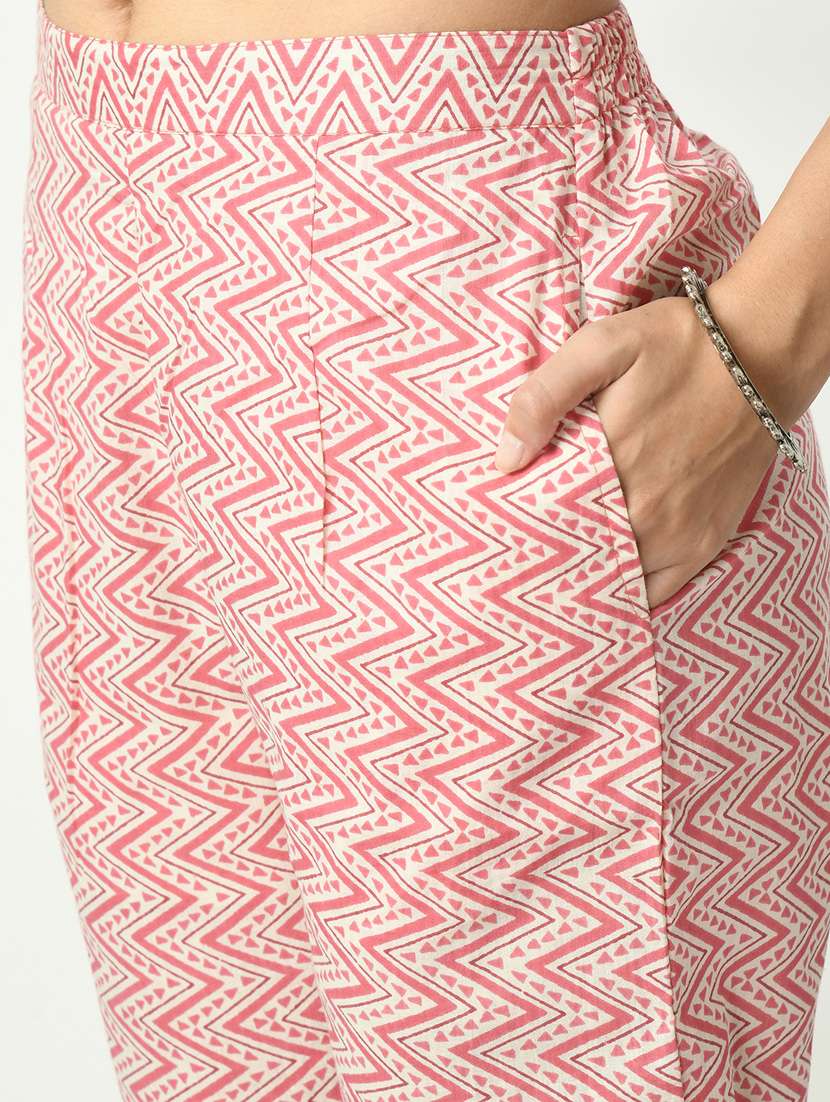 pink kurta pant set with dupatta - 20410452 -  Standard Image - 5