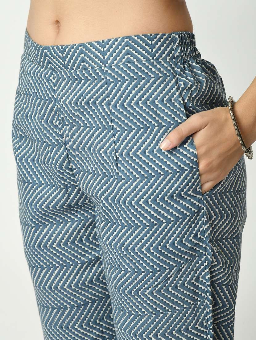 blue printed suit set - 20410459 -  Standard Image - 5