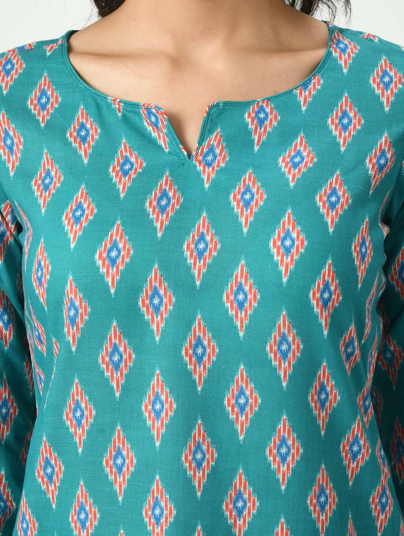 blue printed notch neck straight kurti - 20411242 -  Standard Image - 5
