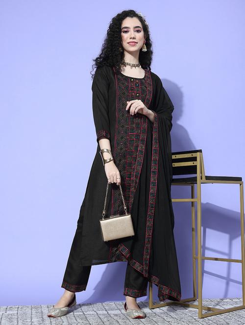embroidered kurta pant set with dupatta - 20412741 - Standard Image - 0