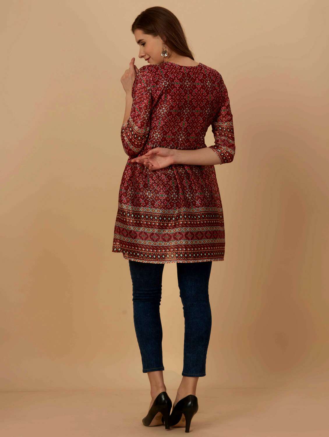 women maroon round neck flared kurti - 20413521 -  Standard Image - 3