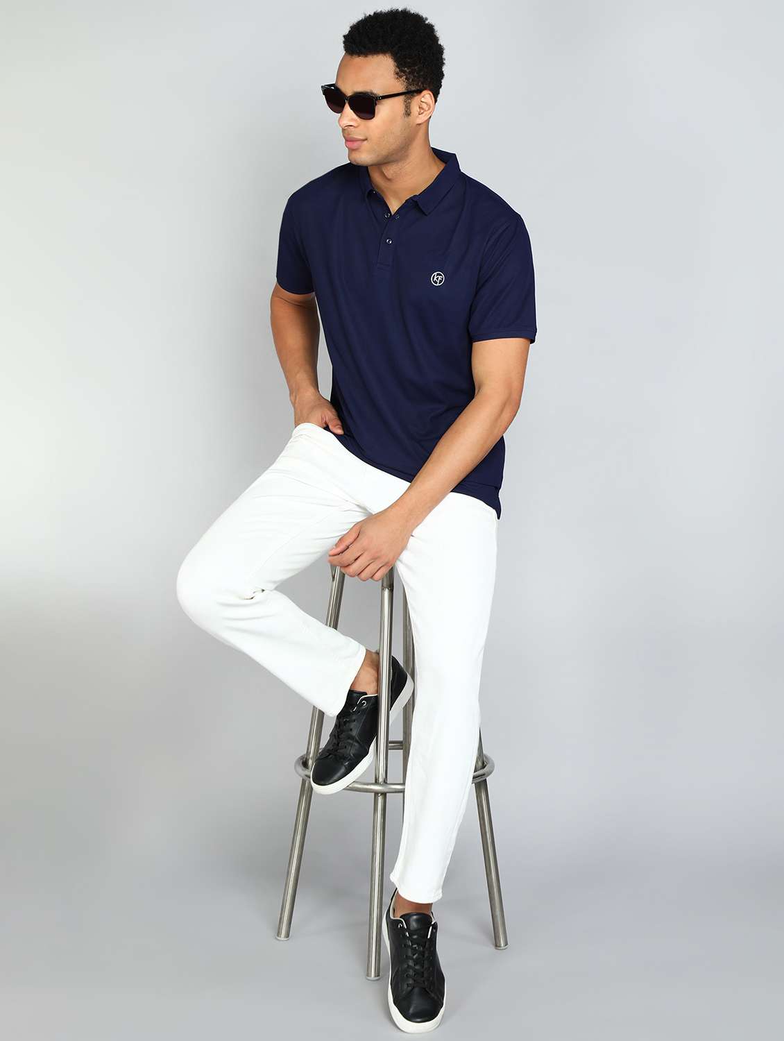 men solid cotton polo t-shirt - 20413925 -  Standard Image - 3