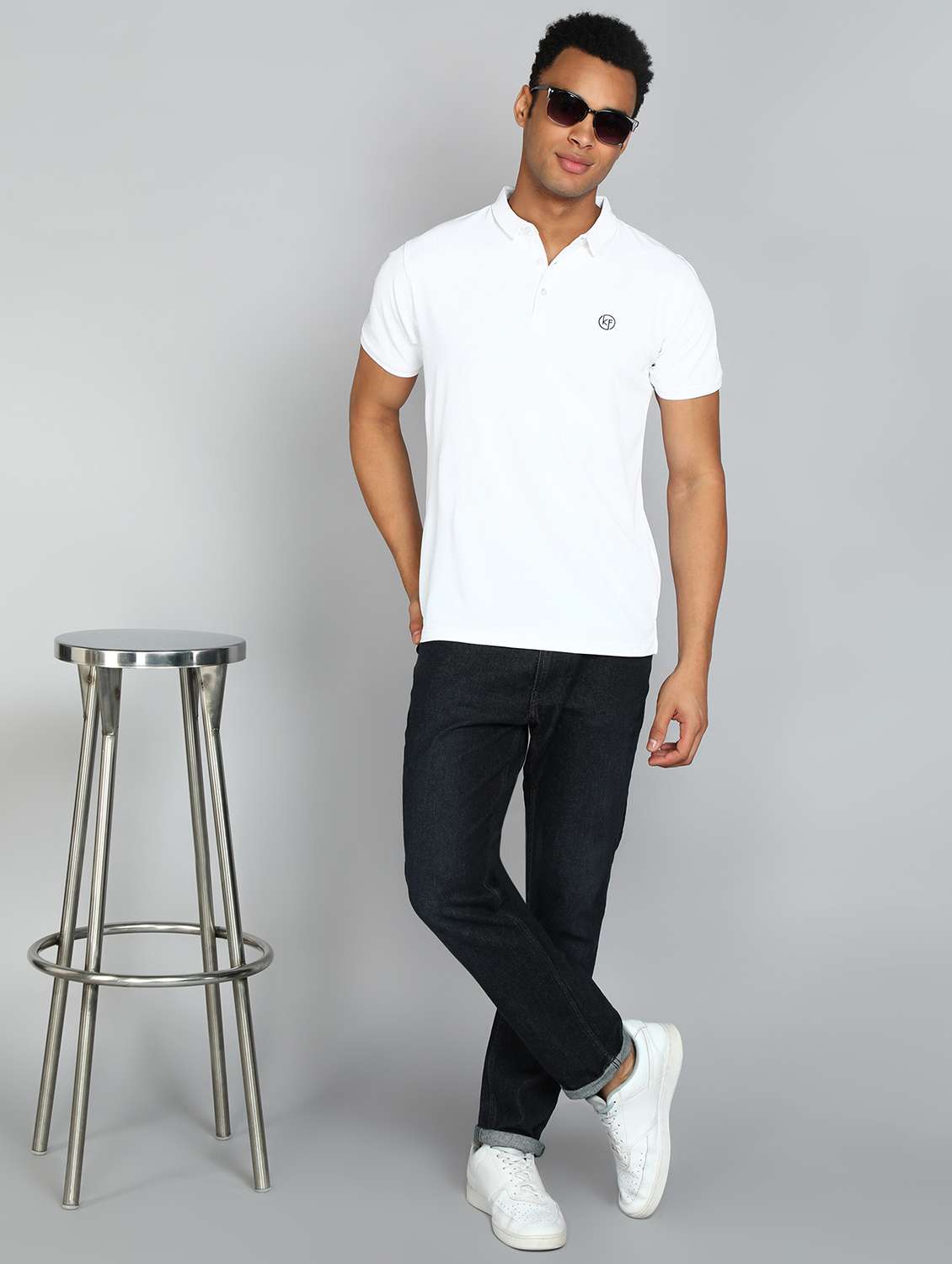 men solid cotton polo t-shirt - 20413928 -  Standard Image - 3
