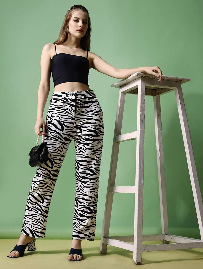 white & black animal print flat front trouser - 20414009 -  Standard Image - 5