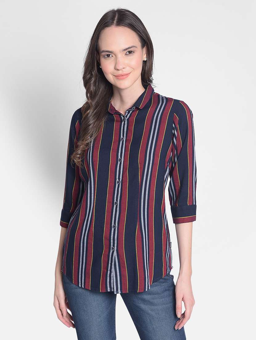 maroon striped three quater sleeves regular shirt