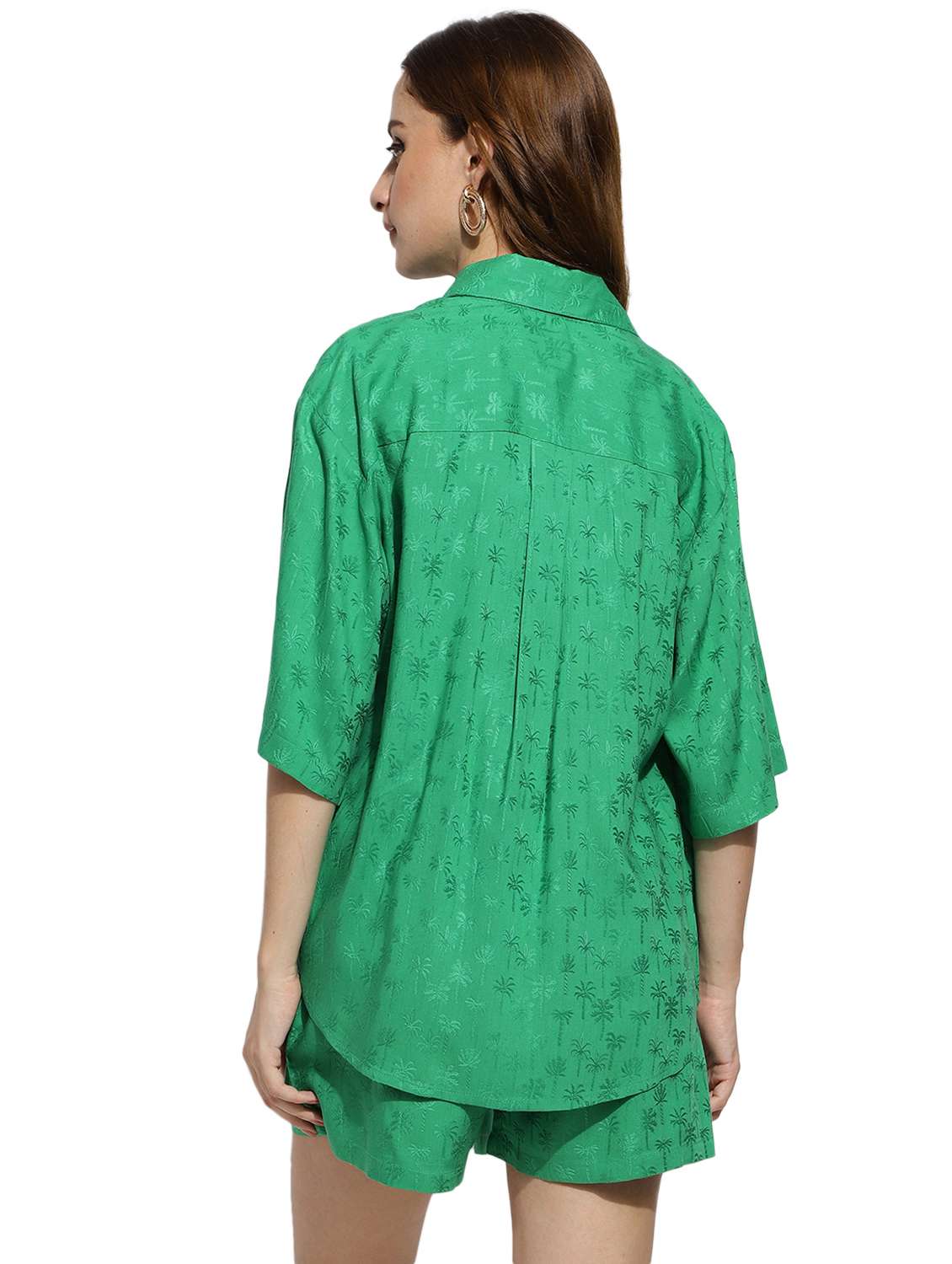 green self design top and shorts co-ord - 20418763 -  Standard Image - 3
