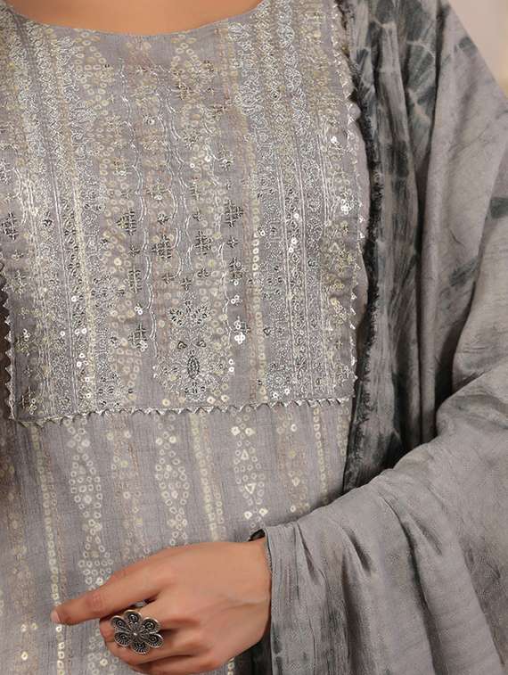 grey three quarter sleeve kurta pant set - 20419105 - Standard Image - 3