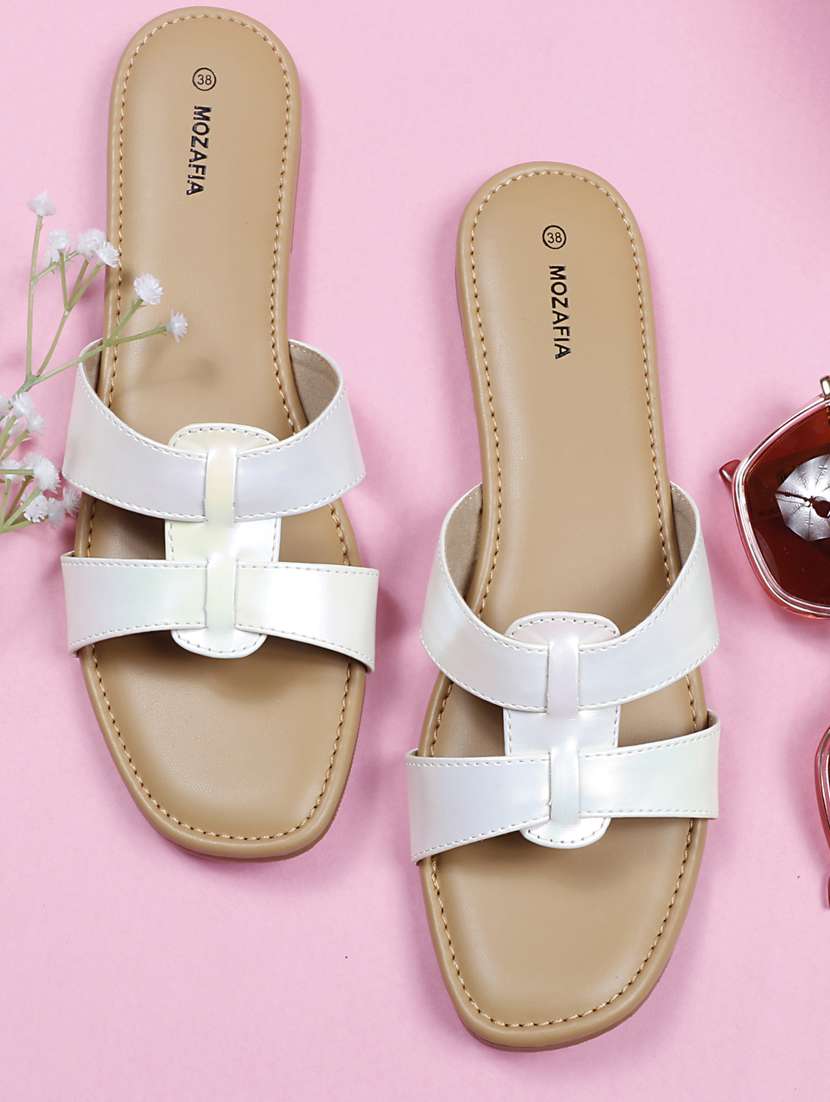 women solid white slip on flat sandal - 20425016 - Zoom Image - 0