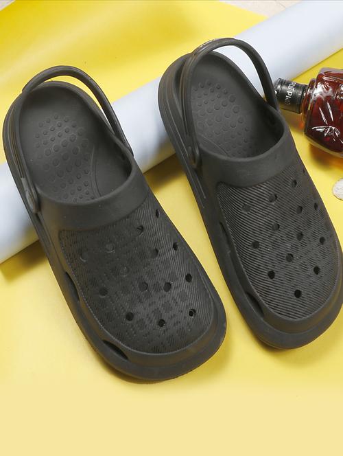 men solid charcoal colored clogs - 20425089 - Standard Image - 0