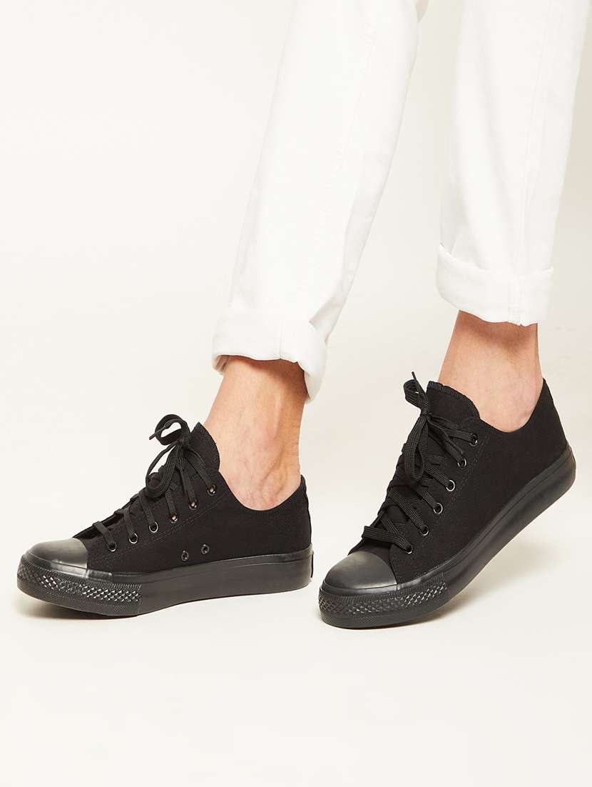 men solid black lace up sneaker - 20425260 -  Standard Image - 3