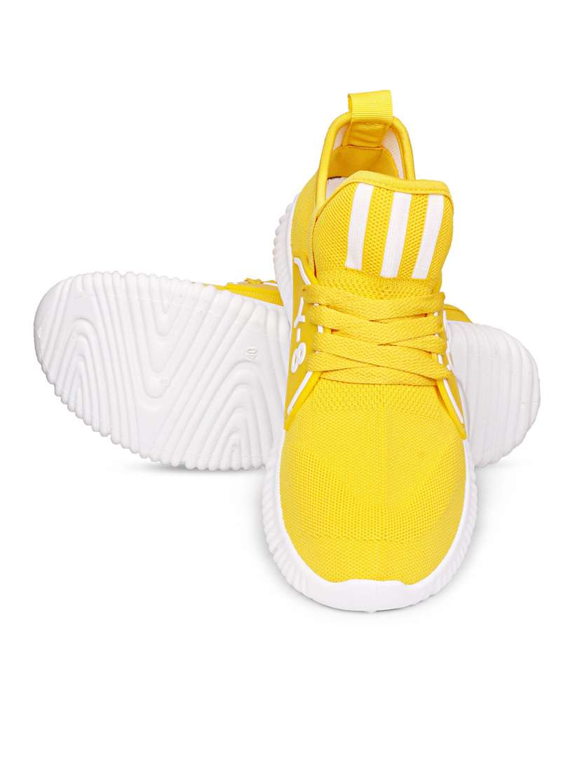 men solid yellow lace up sport shoe - 20425595 - Standard Image - 3