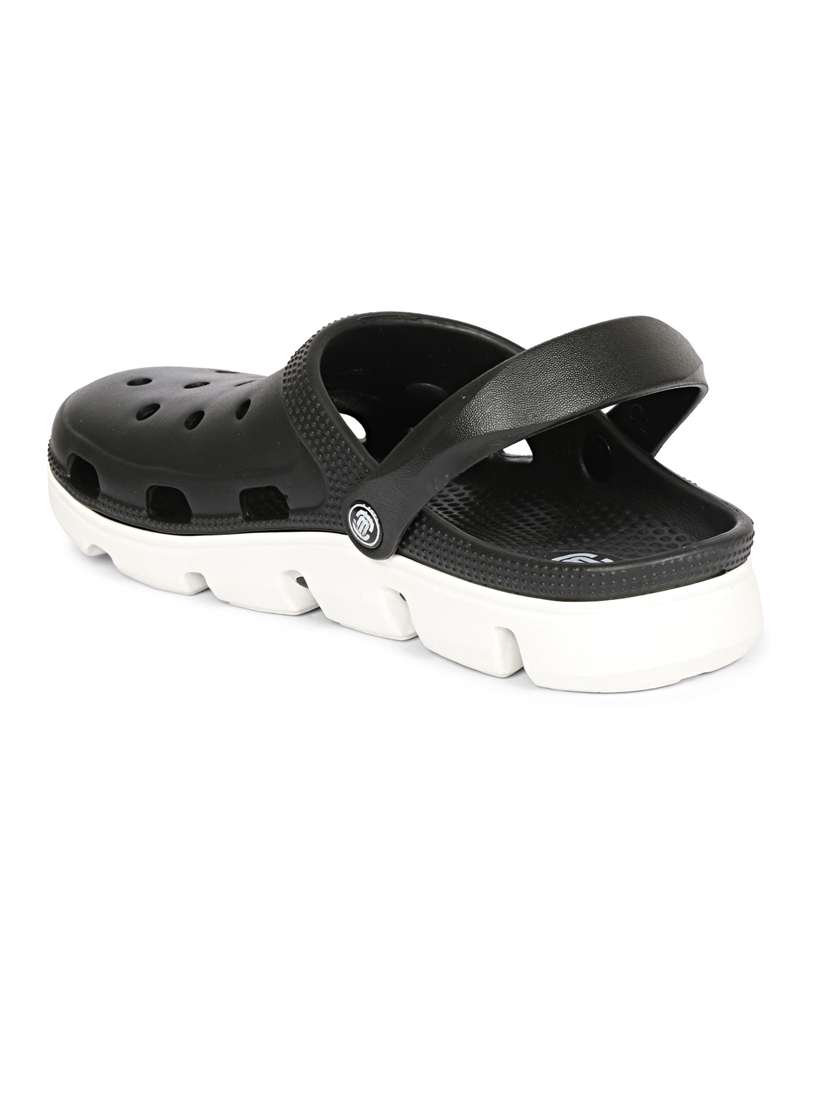 men solid black flip flop - 20425805 - Standard Image - 3