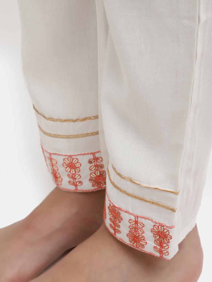 women peach round neck kurta pant set - 20427456 - Standard Image - 3