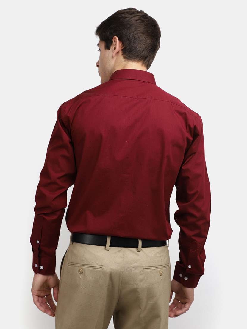 men solid maroon cotton formal shirt - 20428383 -  Standard Image - 3
