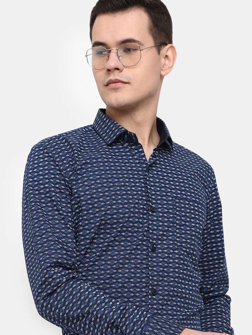 men printed navy blue cotton formal shirt - 20428391 -  Standard Image - 3