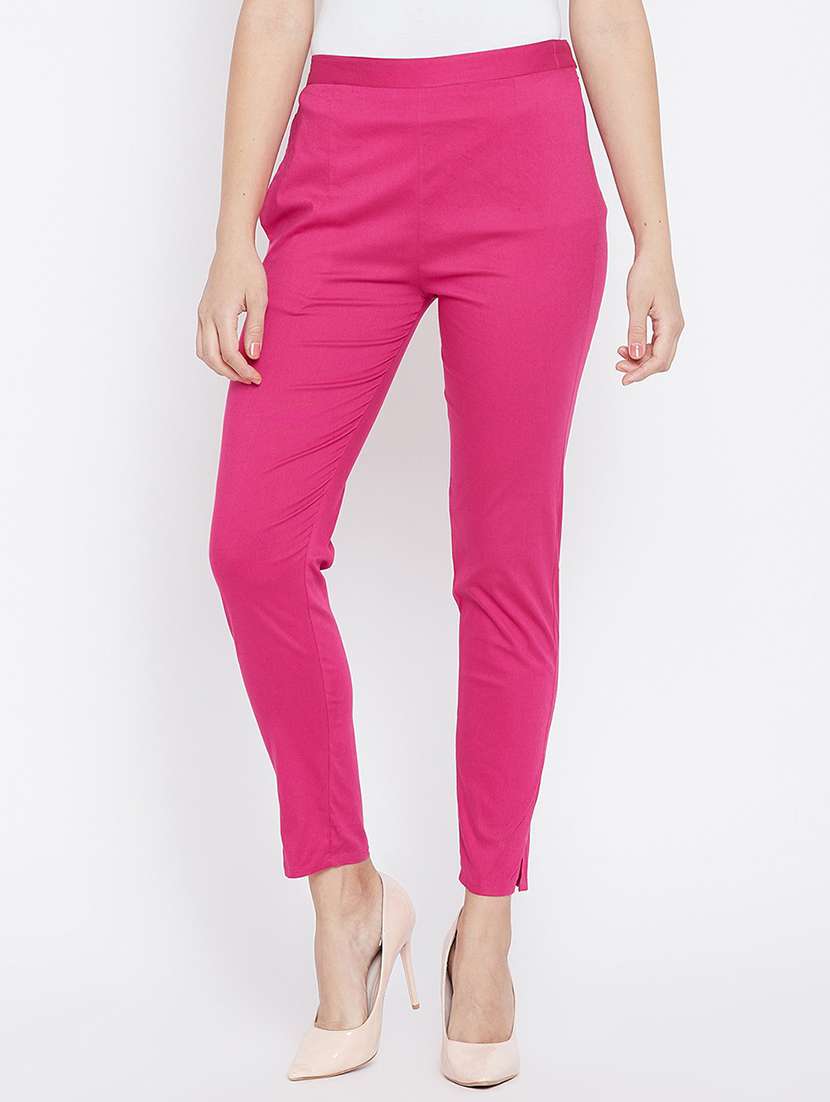 women solid magenta pink cigarette pant