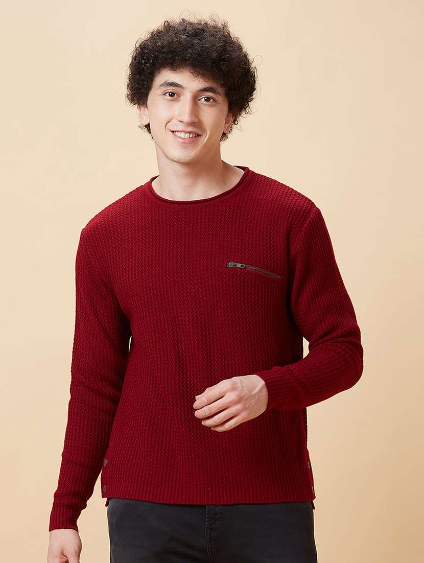 men long sleeved solid pullover