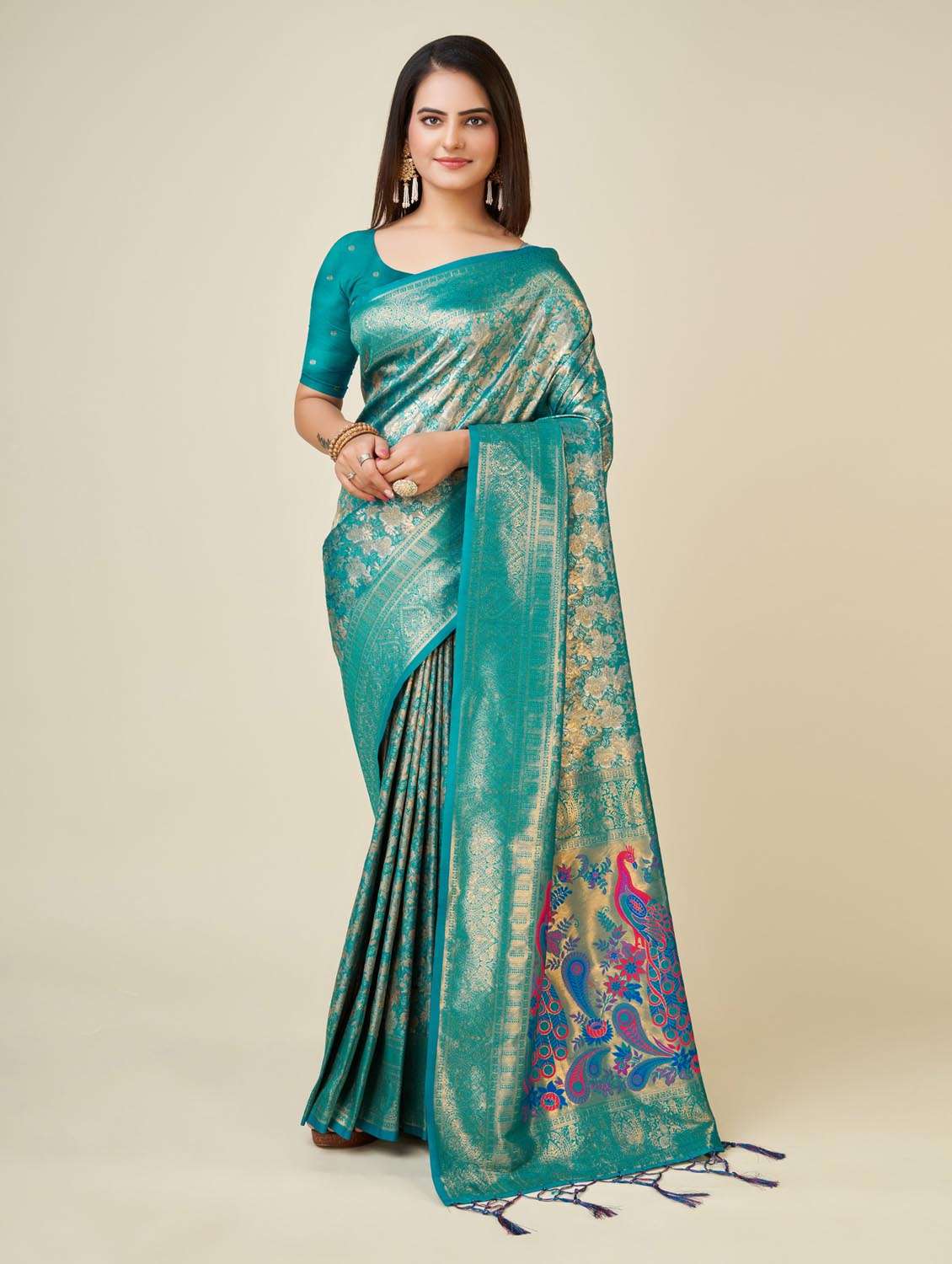 women blue banarasi saree - 20434088 - Zoom Image - 0