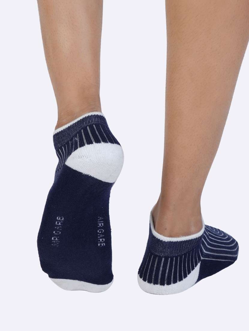 set of 2 ankle length socks - 20435602 -  Standard Image - 3