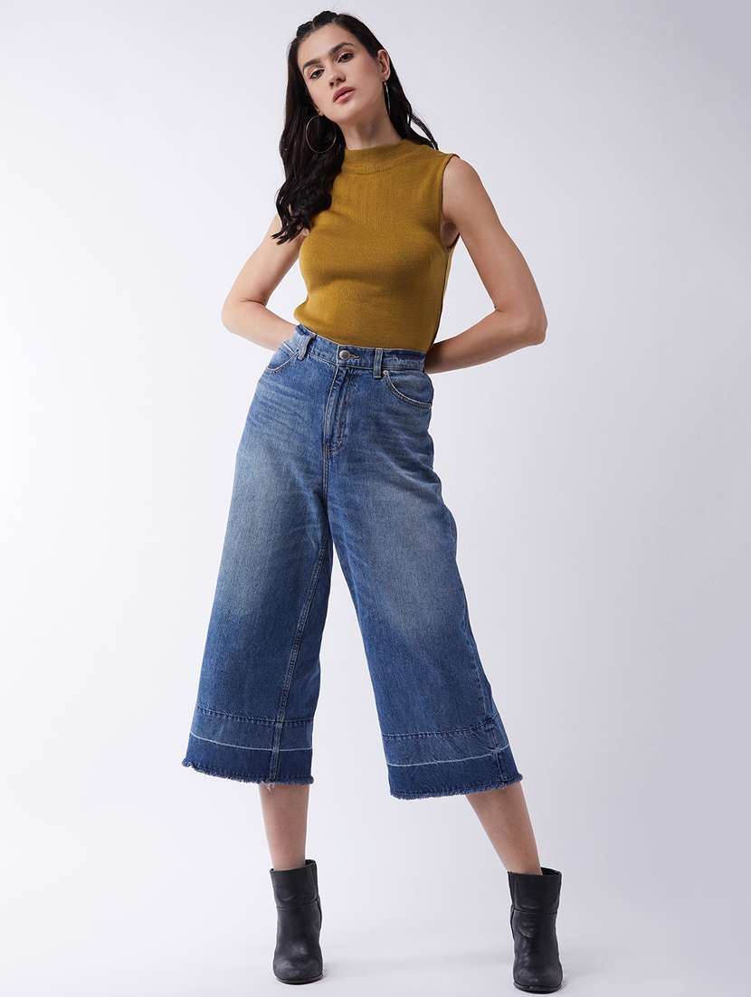 women sleeveless solid regular pullover - 20436519 -  Standard Image - 3