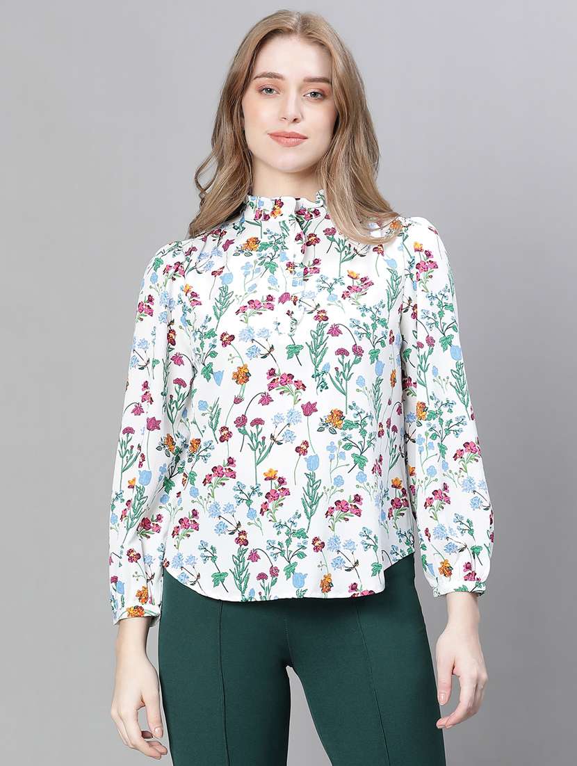 white floral print puff sleeves top