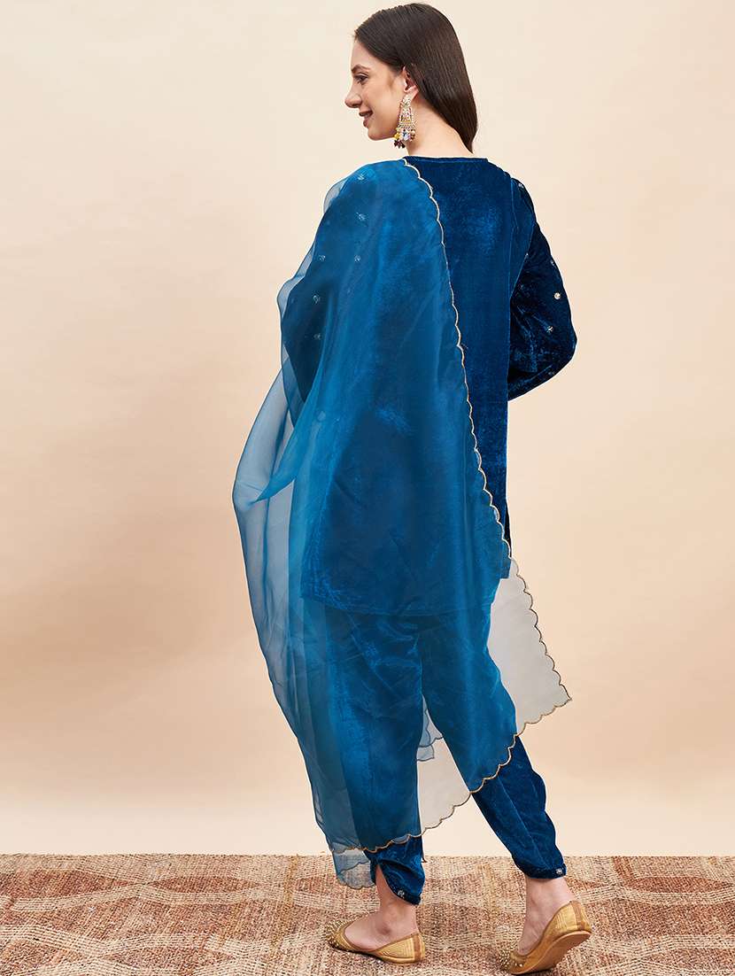 Blue Solid With Work Kurta Dupatta Set - 20455153 -  Standard Image - 3