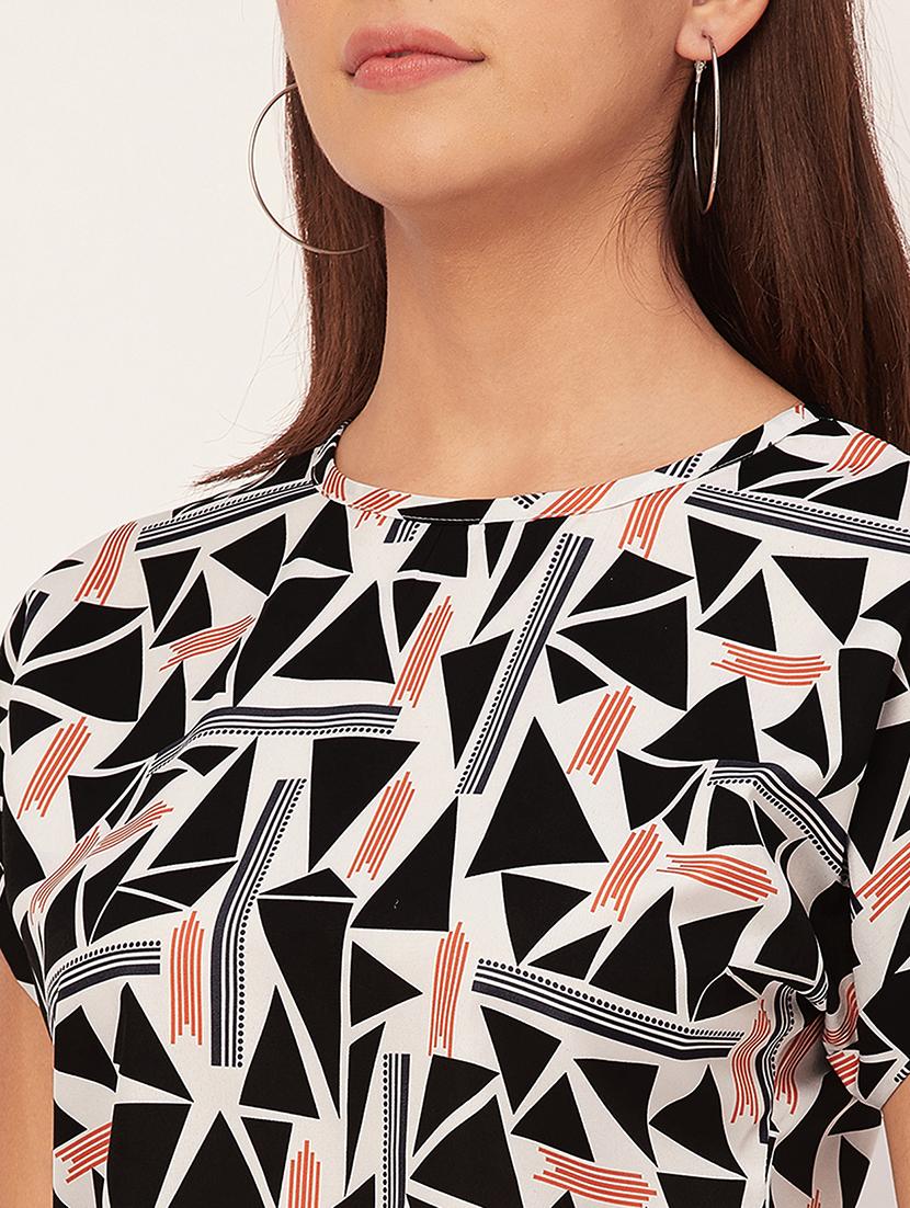 geometric print top - 20458137 - Standard Image - 5