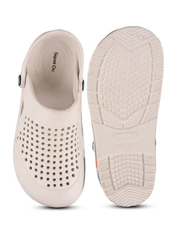 men textured beige clogs - 20458624 - Standard Image - 3