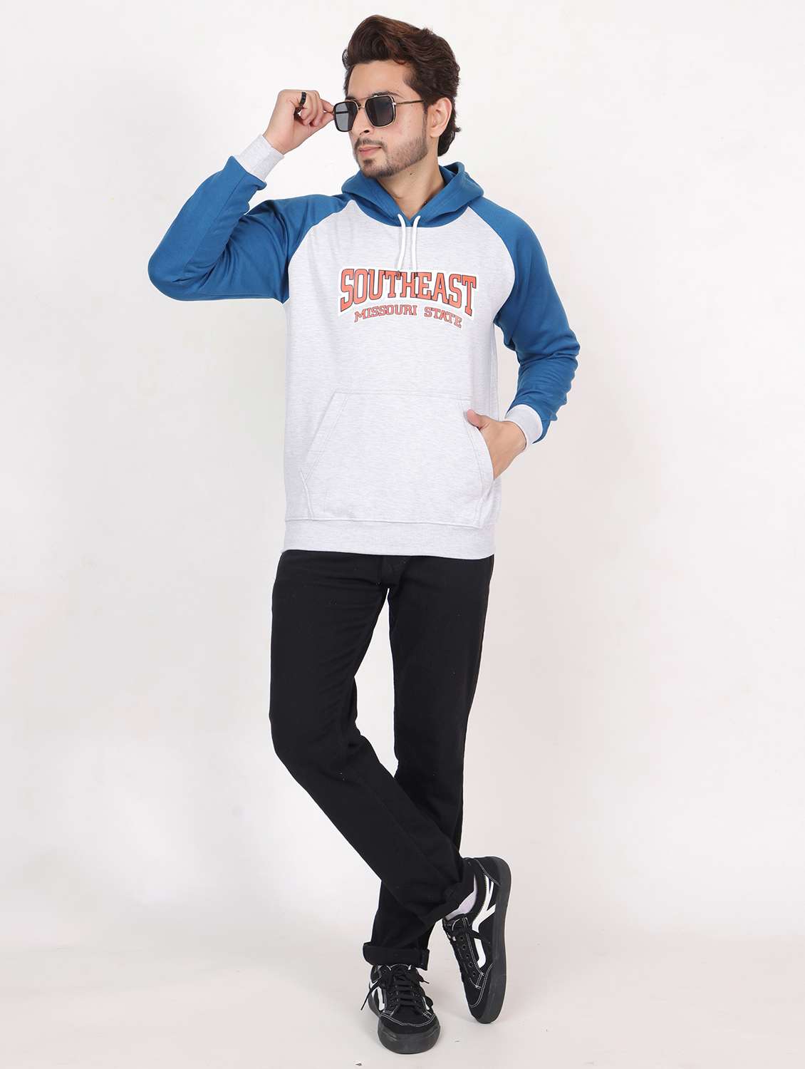 men hooded chest printed sweatshirt - 20458987 - Standard Image - 3