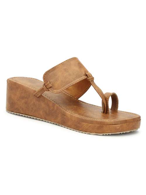 women bronze one toe wedge