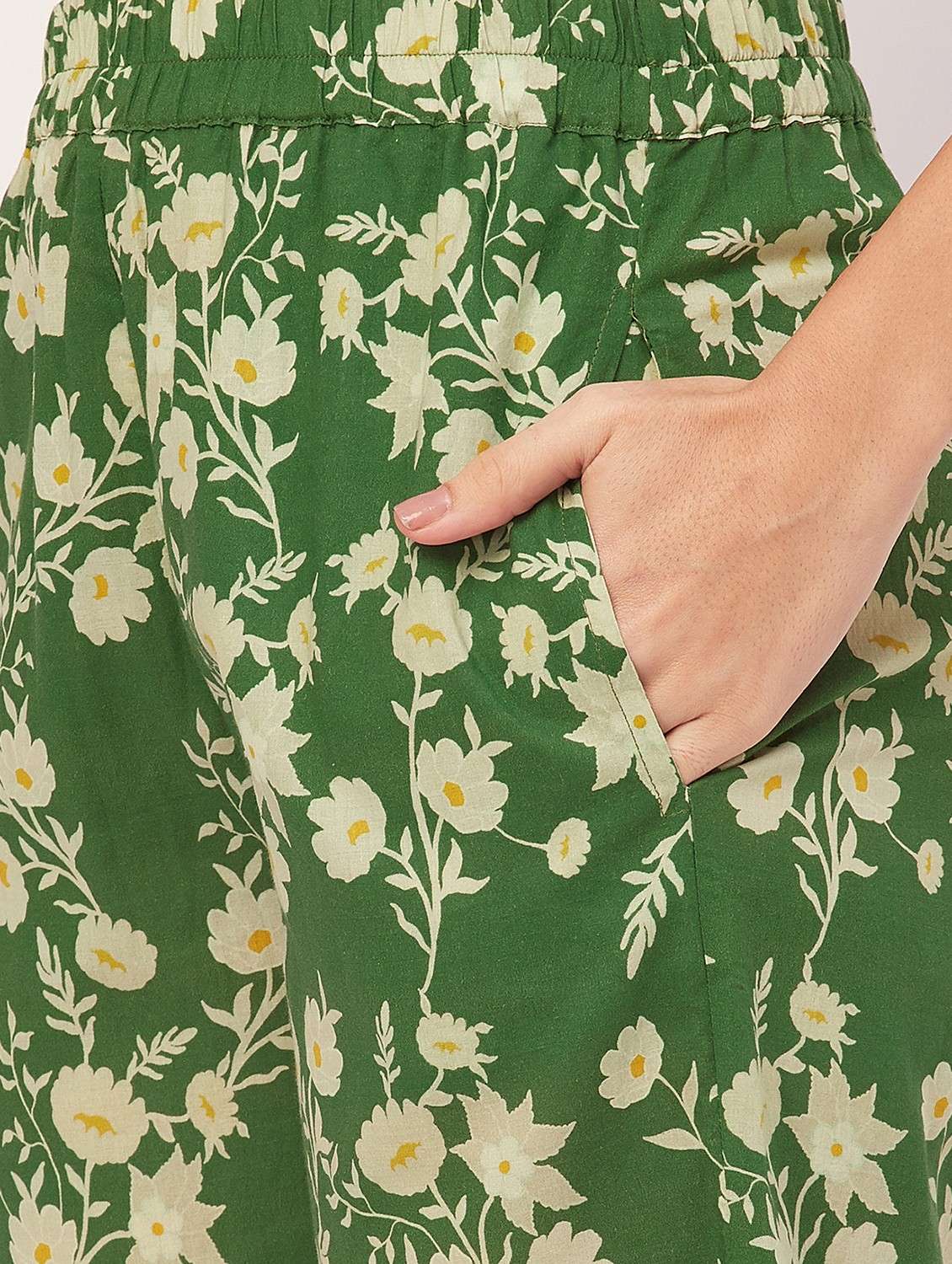 green floral printed pyjama nightwear set with shrug  - 20475993 -  Standard Image - 5