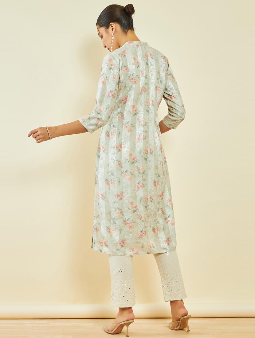 women floral printed front & side both slit kurta - 20476023 - Standard Image - 3