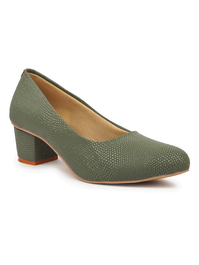 women textured olive slip on pump