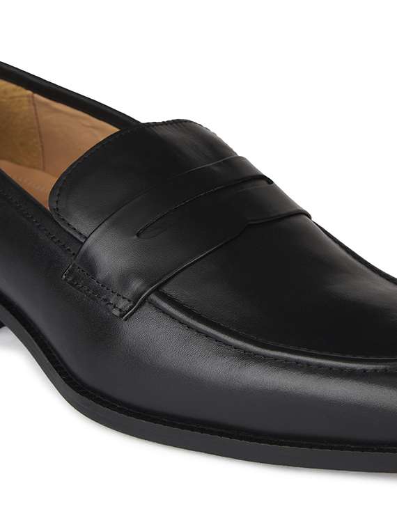 men solid black slip on moccasin - 20478167 -  Standard Image - 5