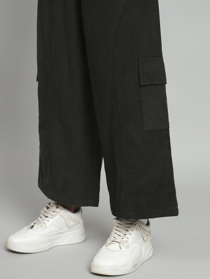 olive solid ankle length cargo - 20483796 - Standard Image - 5