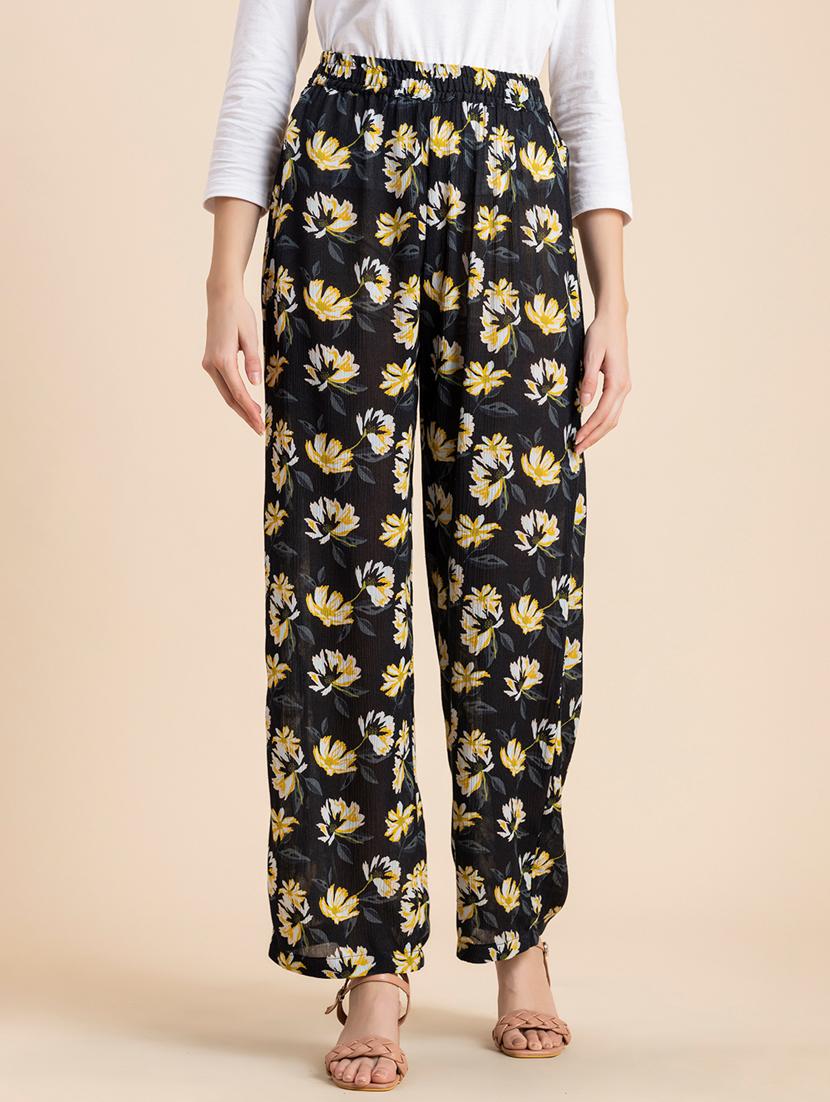 black floral straight palazzo - 20485670 - Zoom Image - 0