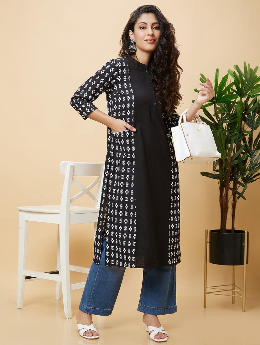 women ikat printed straight kurta - 20485845 - Zoom Image - 0