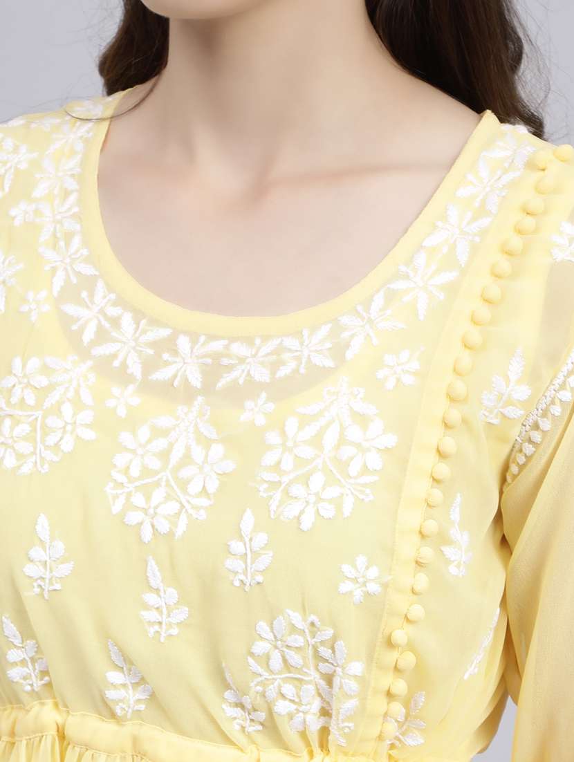 women round neck chikankari kurti - 20486710 -  Standard Image - 5