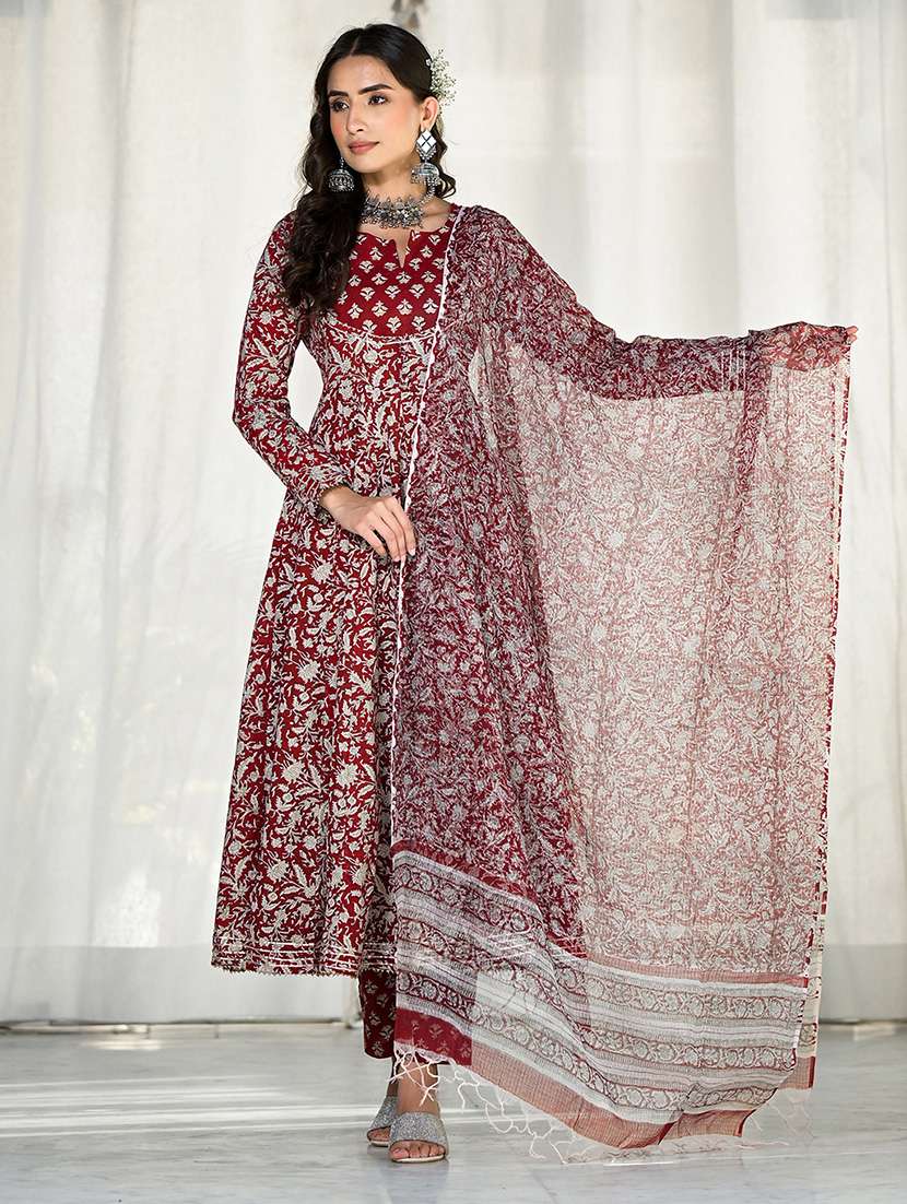 women maroon long sleeve kurta pant with dupatta set - 20490925 - Zoom Image - 0