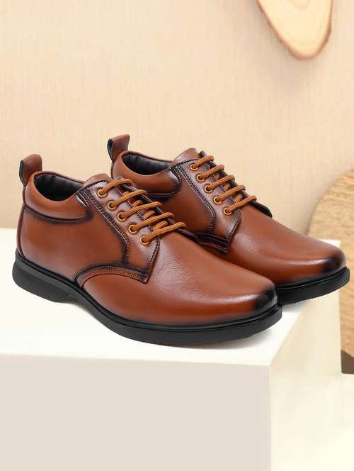 men solid tan lace up casual shoe
